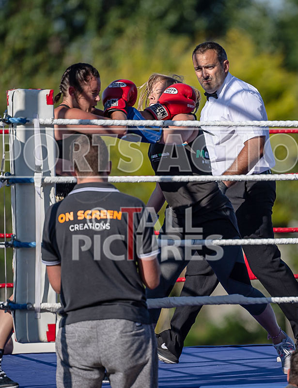 BOUT-2- Georgie The Cyclone Smith v Kayleigh White-35 - BOUT-2 Georgie 'The Cyclone' Smith v Kayleigh White