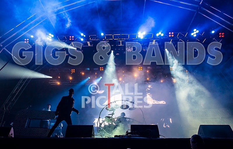 Chase  Status-61 - CHASE & STATUS