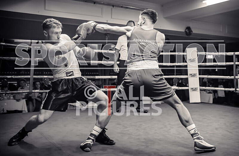 BOUT- 9_Daniel Du Four v Liam Collier-9 - BOUT- 9_Daniel Du Four v Liam Collier