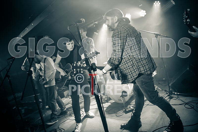 Space Pirates of Rocquaine-61 - VALE EARTH FAIR UNPLUGGED 2018