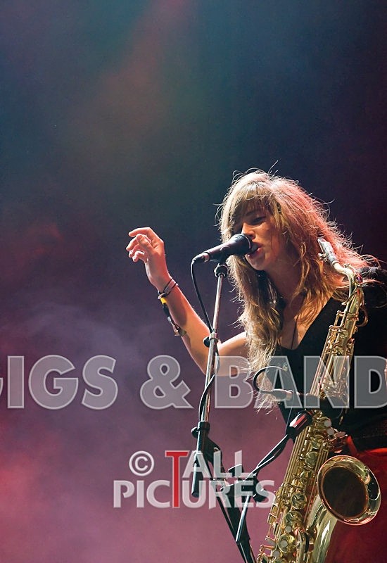 Zutons-22 - THE ZUTONS