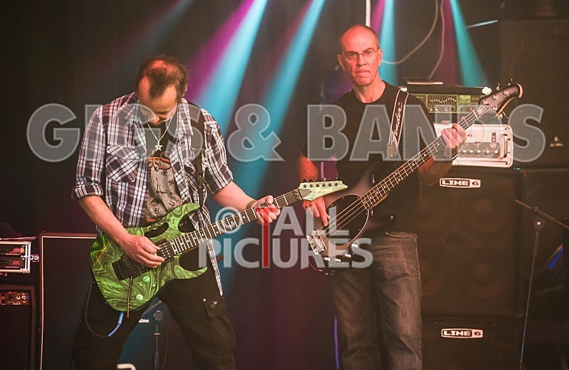 No Paparazzi-96 - NO PAPARAZZI