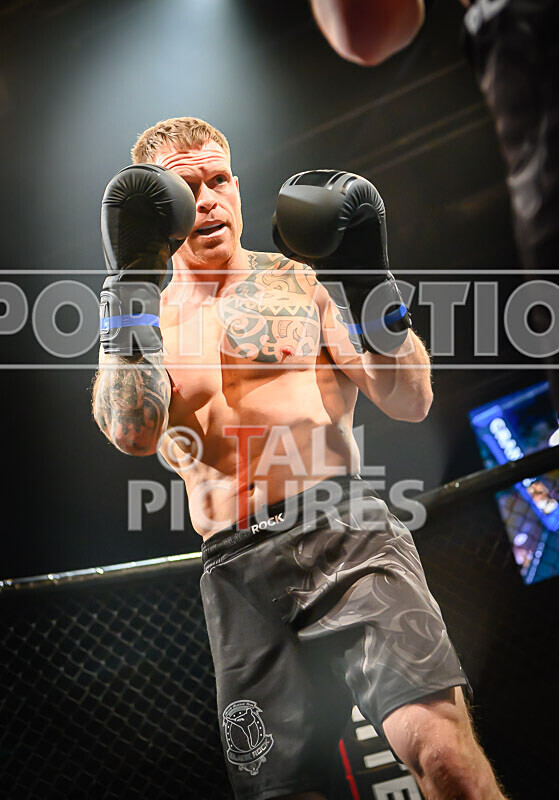 BOUT- 4 - Clayton Taylor v Alex Atkinson-15 - BOUT 4 - Clayton Taylor v Alex Atkinson