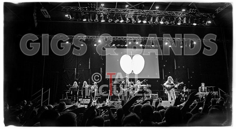 The Bootleg Beatles-75 - THE BOOTLEG BEATLES