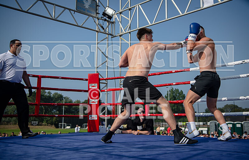 BOUT 3 - Josh -All the Way- Gray v Ed -No Fear- Sebire-14 - BOUT 3 - Josh 'All the Way' Gray v Ed 'No Fear' Sebire
