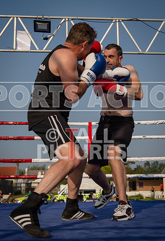 BOUT 8 - Roland -the Doc- Archer v -Dangerous- Trevor Morris-23 - BOUT 8 - Roland 'the Doc' Archer v 'Dangerous' Trevor Morris