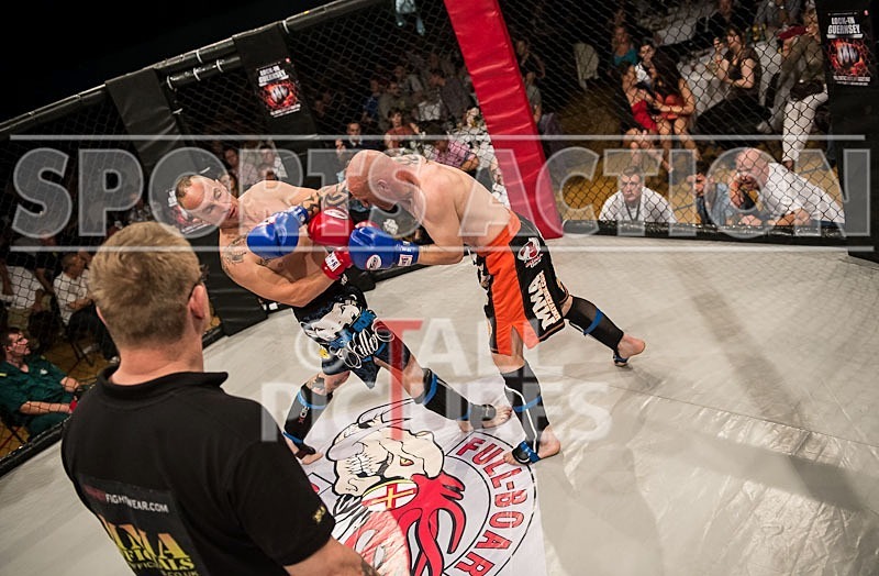 Cage Fighting_2012_Bout 10-11 - BOUT-10