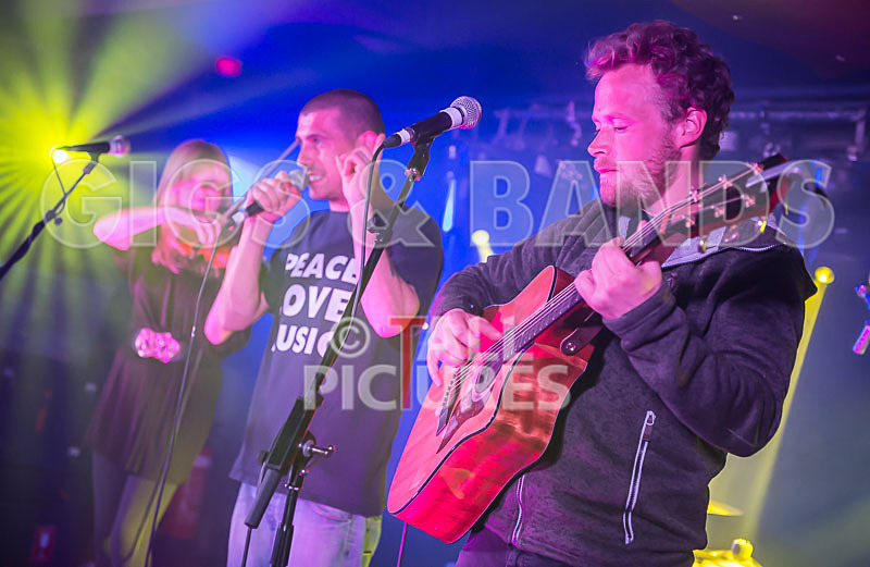 Buffalo Huddleston-31 - BUFFALO HUDDLESTON