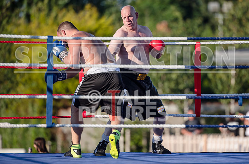 BOUT-8- Sam Steventon v Dave The Bomber Thorn-4 - BOUT-8: Sam Steventon v Dave 'The Bomber' Thorn