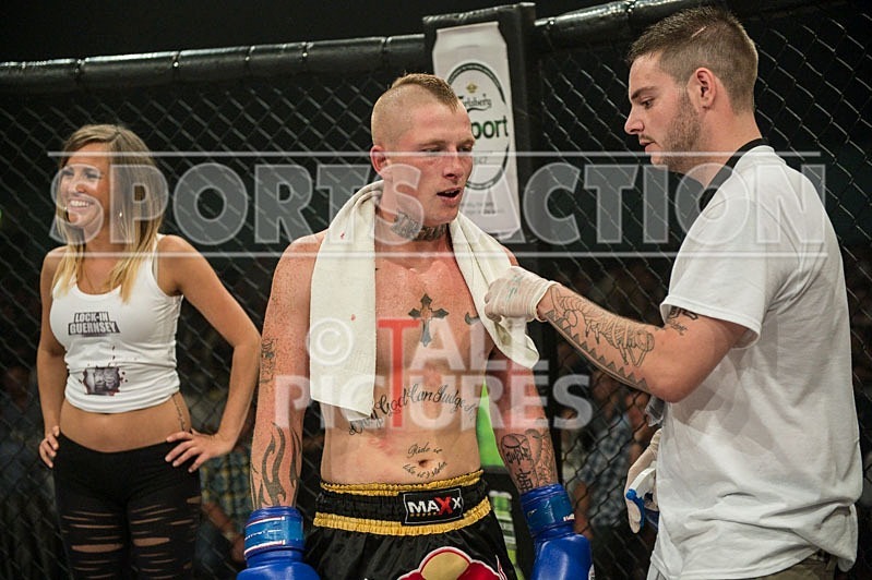 Lock-in Guernsey_2013_Bout-5-60 - BOUT-5