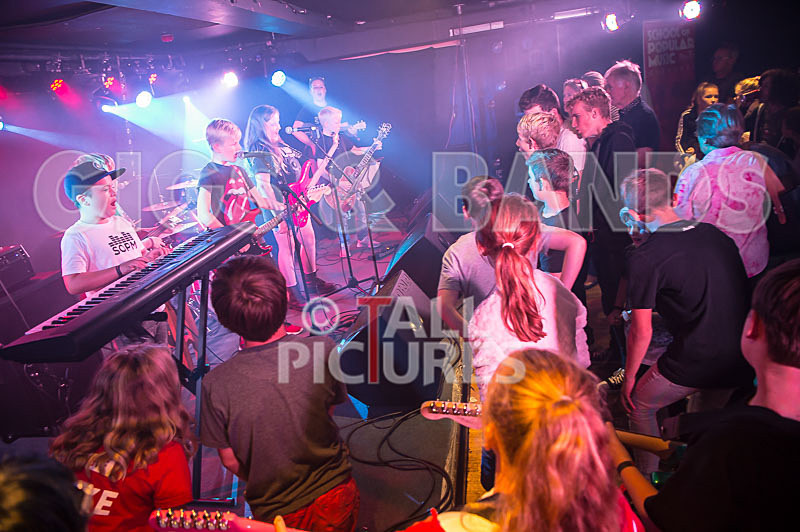 Clash of the Bloosers-6 - CLASH OF THE BLOOSERS