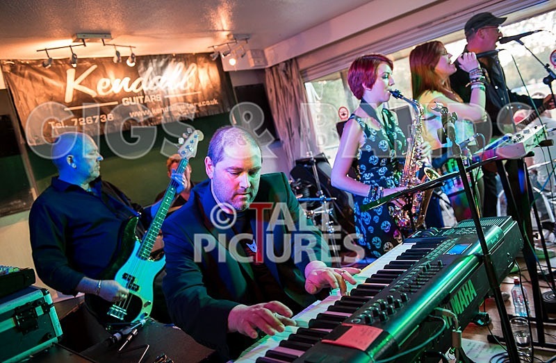 Party in Paris-10 - PARTY IN PARIS