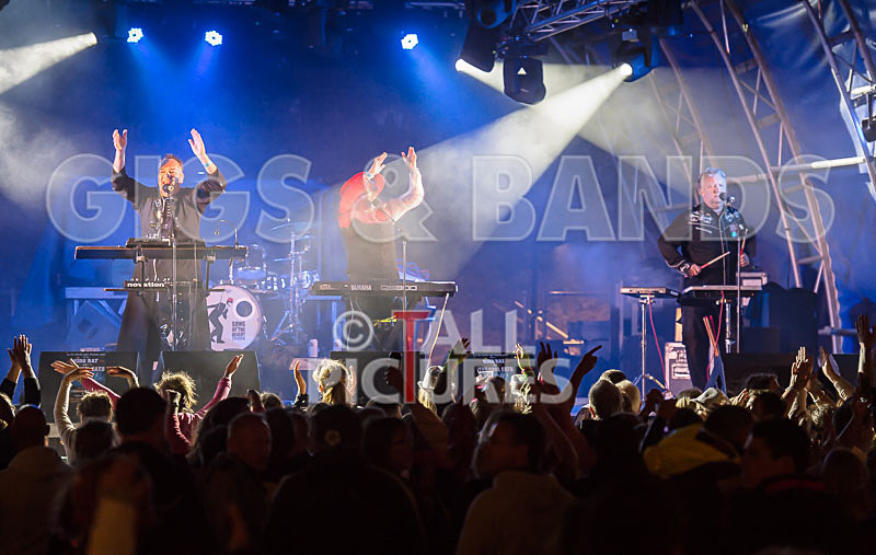 Fade to Grey-326 - FADE TO GREY