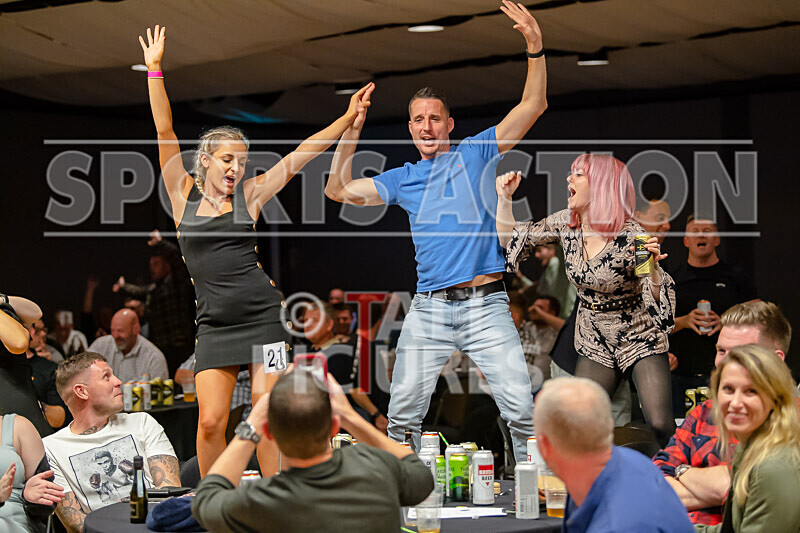 The fight fans party-1 - THE FIGHT FANS PARTY.....