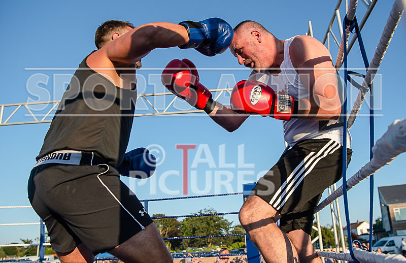 BOUT-10- Rob The Hammer Newton v Lee Alan Ted Reggie Renouf-5 - BOUT-10 Rob 'The Hammer' Newton v Lee' Alan, Ted & Reggie' Renouf