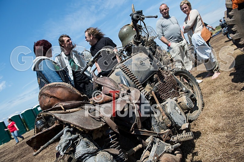 Bikes  Burnouts-1 - BIKES & BURNOUTS