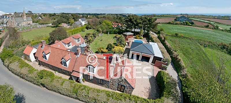 Vue de LEglise_ Panorama - PRIVATE PROPERTY & PROPERTY SALES