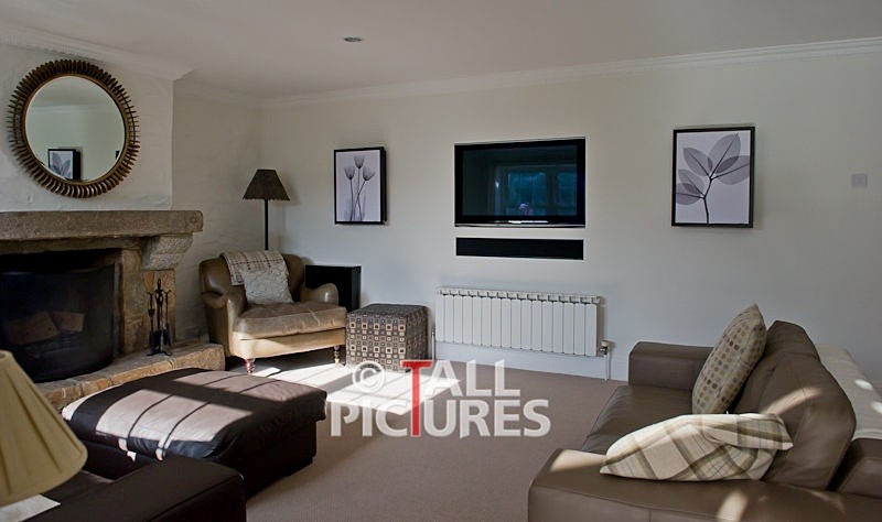 Multi-room Audio  Video-1 - TV LOUNGE