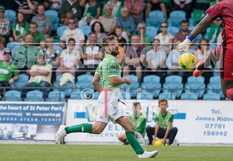 GFC v East Grinstead Town-16 - GUERNSEY FC v EAST GRINSTEAD TOWN