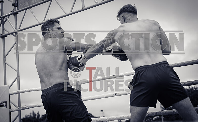 BOUT 10 Gareth the Marksman Morgan v Callum the Cannon Beausire-72 - BOUT 10- Gareth 'the Marksman' Morgan v Callum 'the Cannon' Beausire