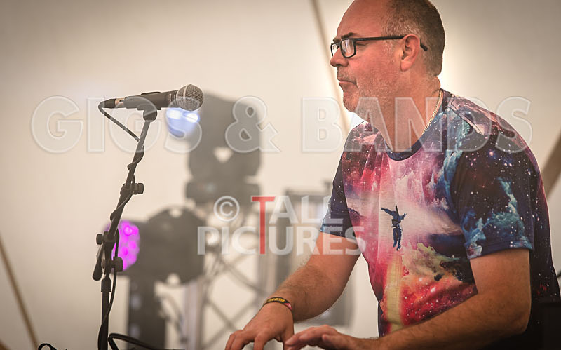 Citizen X-63 - CITIZEN X