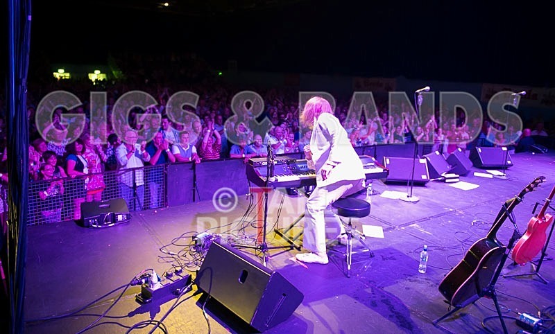 The Bootleg Beatles-48 - THE BOOTLEG BEATLES