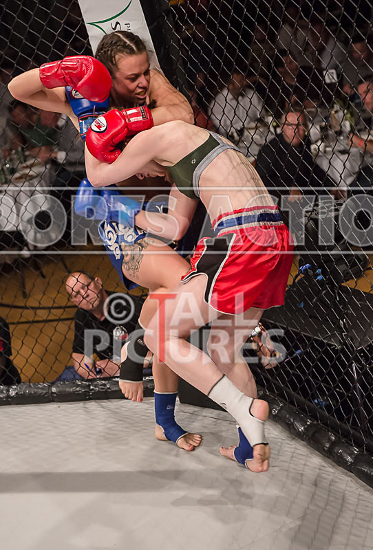 Stephanie Douglas v Lauren Sillence-20 - BOUT 6