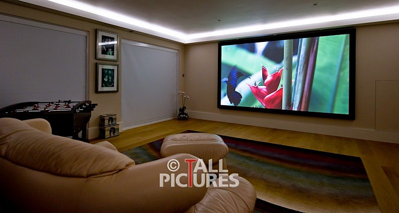 Avolution_Shoot-5-10 - LARGE SCREEN & PROJECTOR