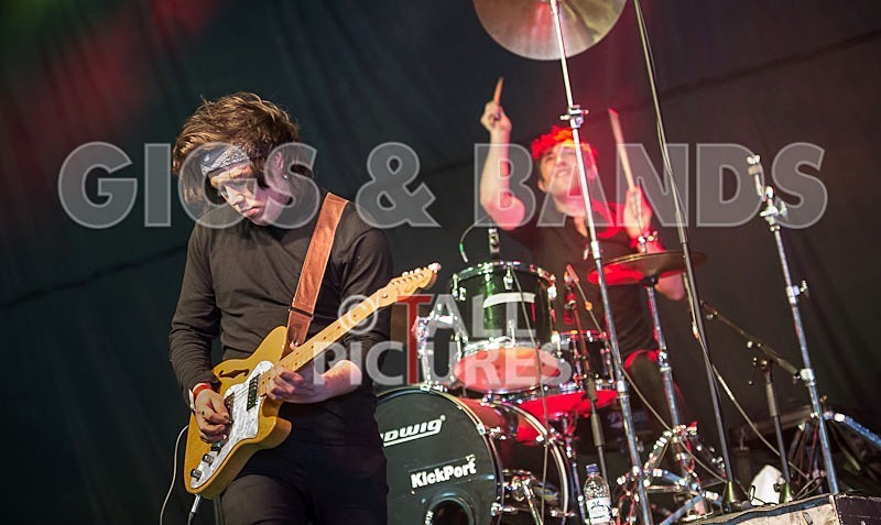 Raising Maisie-9 - RAISING MAISIE