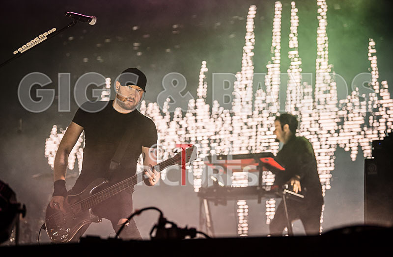 Pendulum Live-22 - PENDULUM LIVE