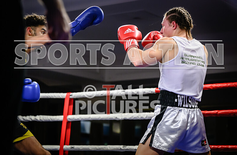 BOUT- 8 - Jay Wilson v Craig Rainey-34 - BOUT: 8 - Jay Wilson v Craig Rainey