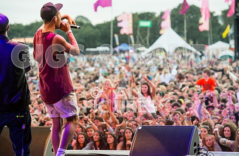 Rizzle Kicks-8 - RIZZLE KICKS