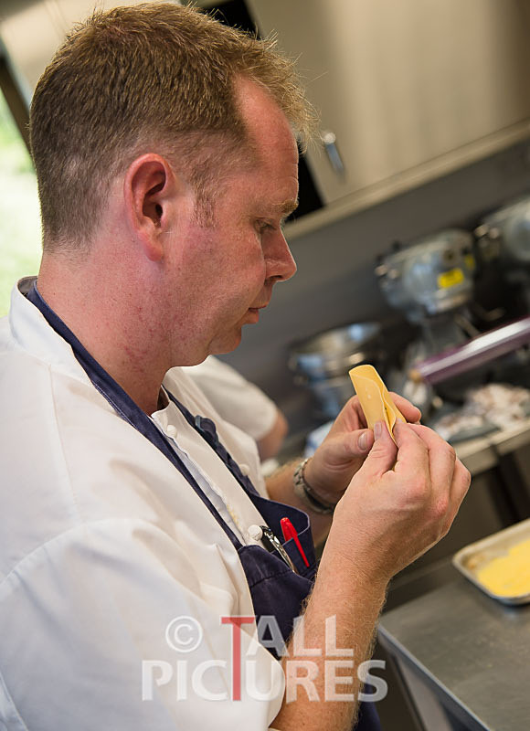 Simon McKenzie-2 - CHEF SIMON McKENZIE