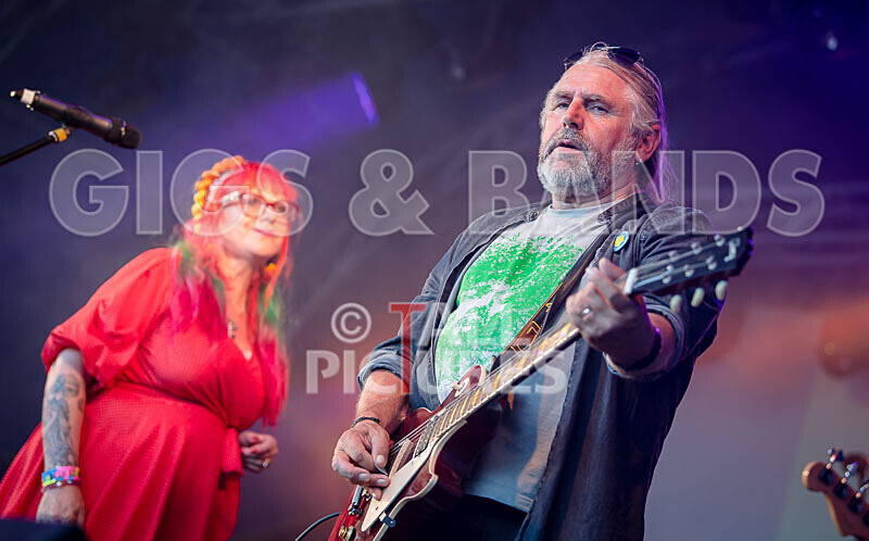 The Sacred Hearts-108 - THE SACRED HEARTS