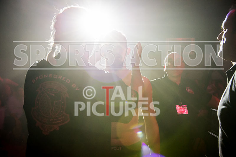 Shane Bentley v Jesse James-3 - BOUT 12