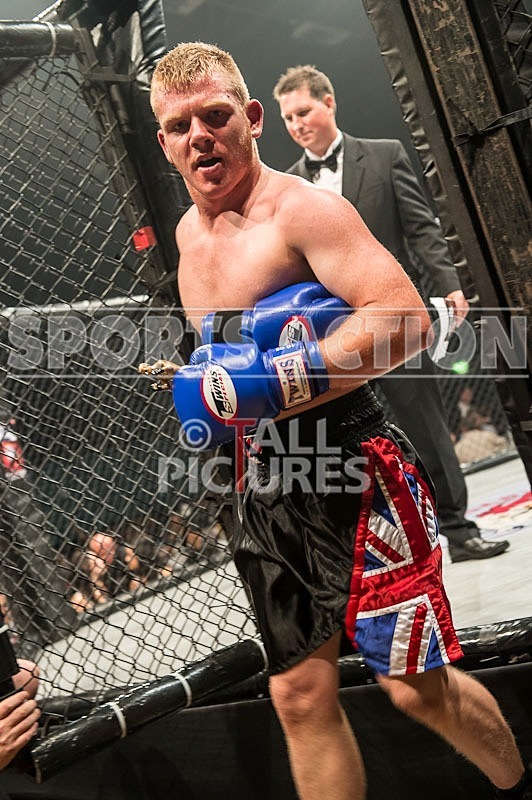 Cage Fighting_2012_Bout 2-43 - BOUT-2