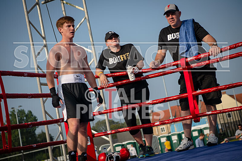 BOUT 7 - Brandon -Bravehart- Ashplant v Martin -the not so Ranging Bul - BOUT 7 - Brandon 'Bravehart' Ashplant v Martin 'the not so Ranging Bull' Le Prevost