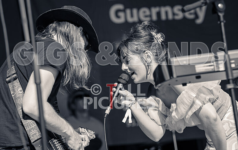 Eloise Fabbri  the Big Bad Beauty Band-77 - ELOISE FABBRI & THE BIG BAD BEAUTY BAND