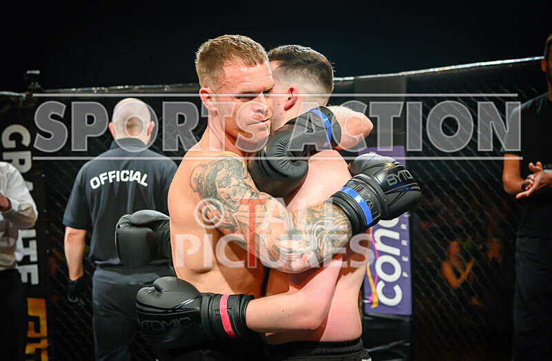 BOUT- 4 - Clayton Taylor v Alex Atkinson-41 - BOUT 4 - Clayton Taylor v Alex Atkinson