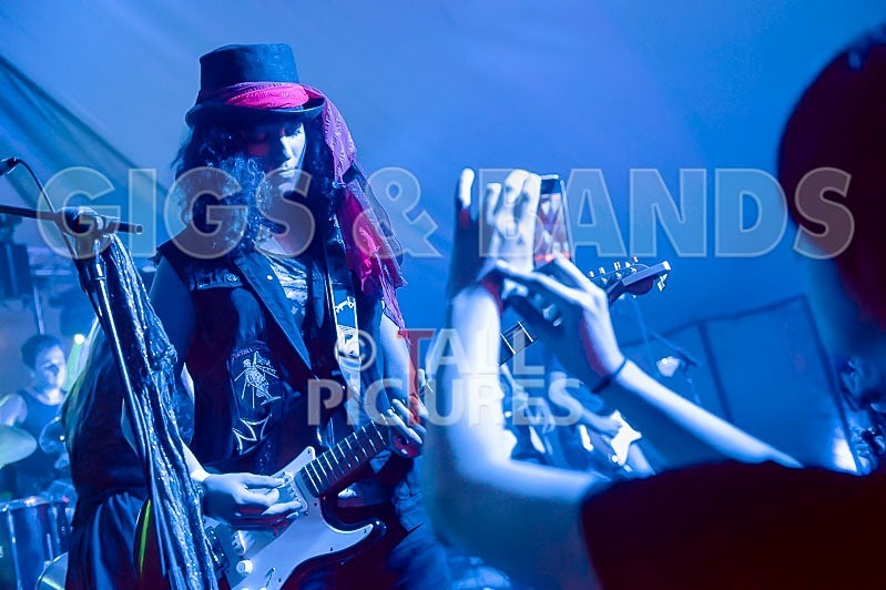 Static Alice-17 - STATIC ALICE