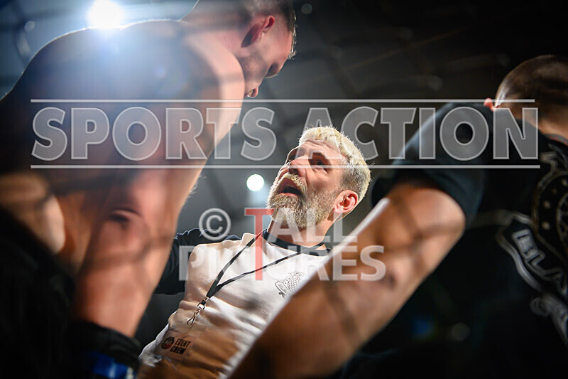 BOUT- 2 - Dom Boyce v Dom Simon-16 - BOUT 2 - Dom Boyce v Dom Simon