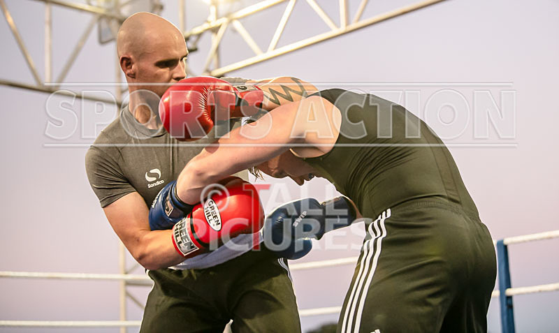 BOUT-15- Greg The Machine Gun Mackenzie v Jaques Big Dogg Colley-37 - BOUT-15: Greg 'The Machine Gun' Mackenzie v Jaques 'Big Dogg' Colley