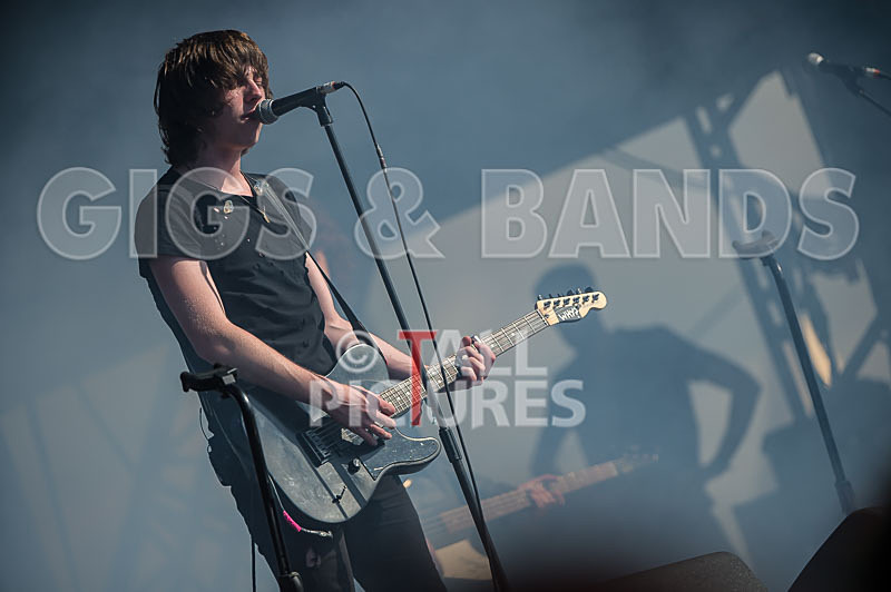 Catfish and the Bottlemen-16 - CATFISH AND THE BOTTLEMEN