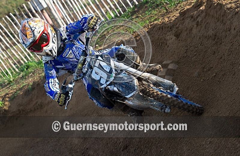 Moto-X_12-11-11-43 - MOTO-X_12-11-2011