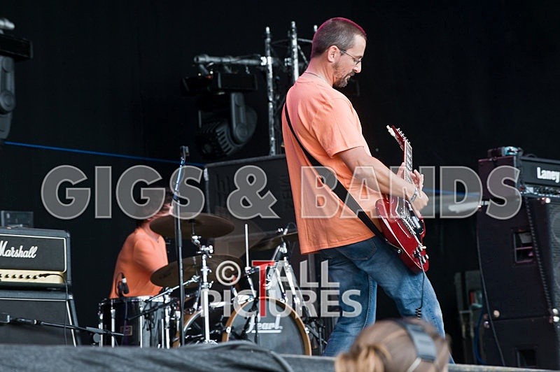 Teaspoonriverneck_G-Live-021 - TEASPOONRIVERNECK PLAY GUERNSEY LIVE 2008