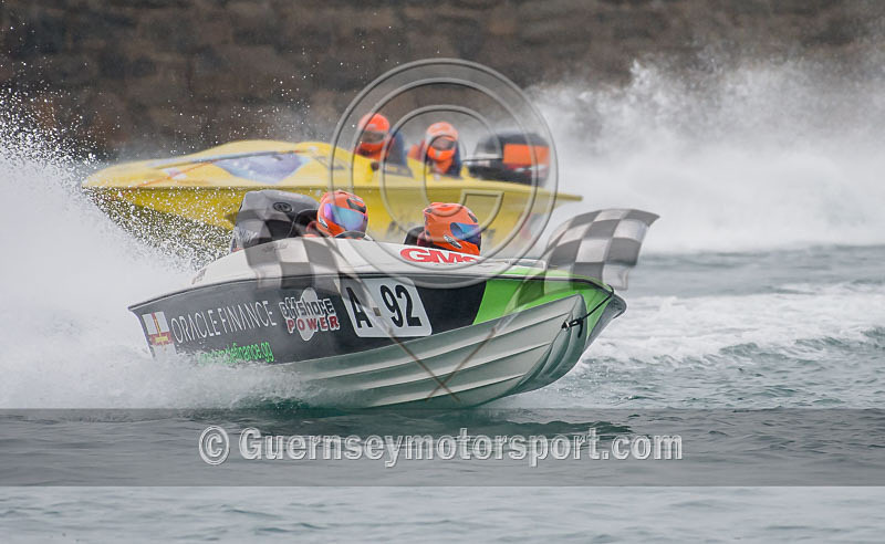 Powerboats_08-10-2016-1 - GPA STANLEY GIBBONS SERIES_RACE-9