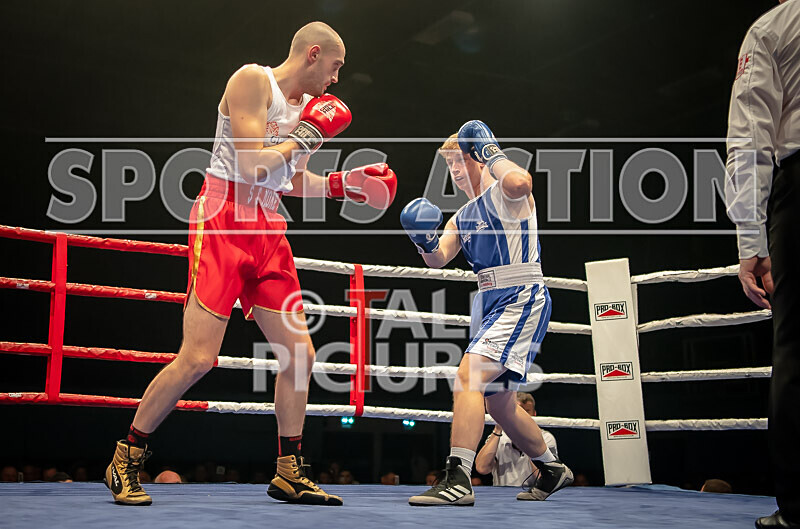 BOUT 9- Cameron Hards v Alex Sanderson-41 - BOUT 9: Cameron Hards v Alex Sanderson
