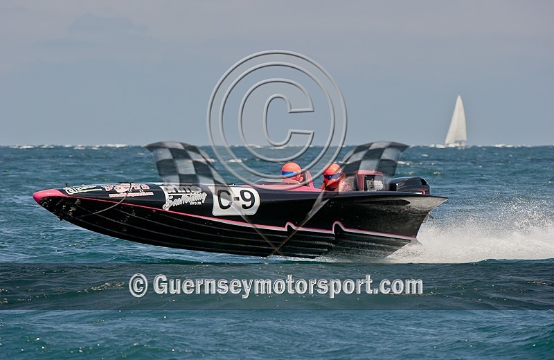 Guernsey Powerboat Racing 23-07-11-60 - ROUND-5 JETHOU COURSE