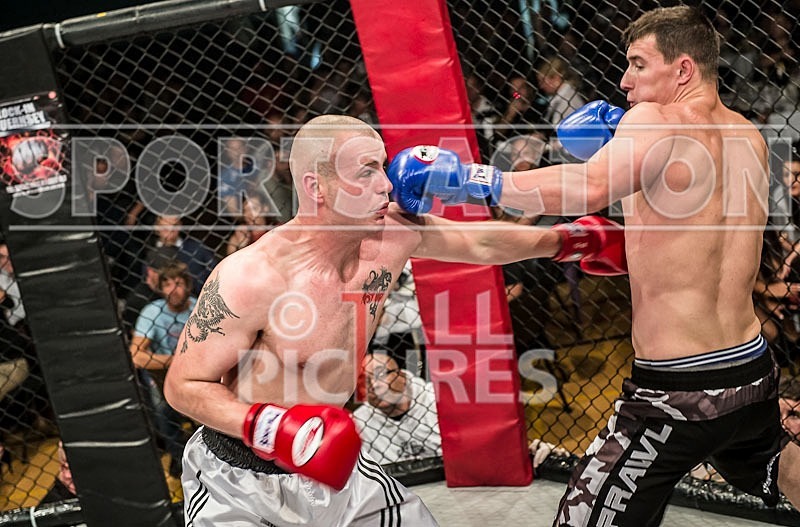 Cage Fighting_2012_Bout 4-27 - BOUT-4