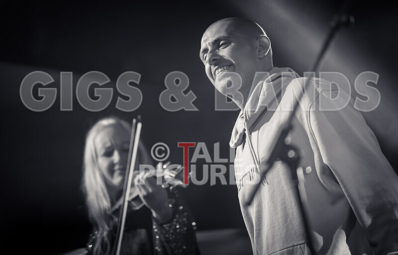 Buffalo Huddleston-644 - BUFFALO HUDDLESTON